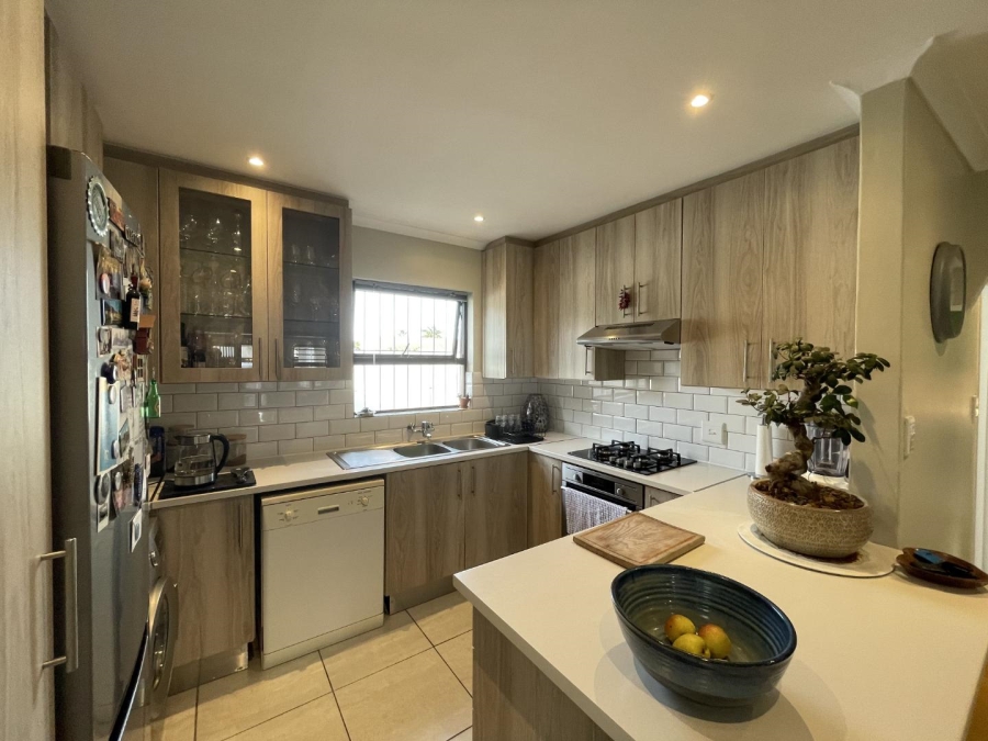 3 Bedroom Property for Sale in Kirstenhof Western Cape